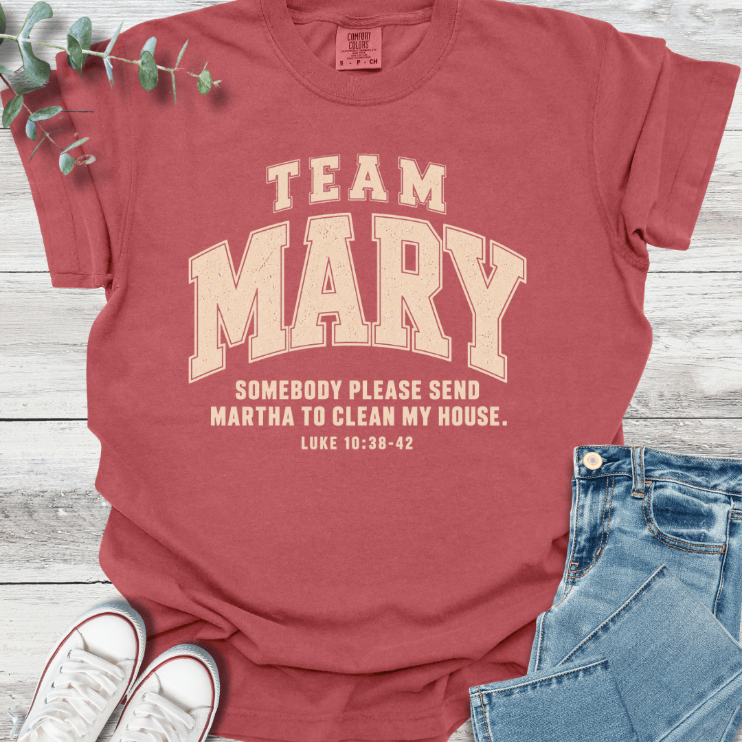 Team Mary T-Shirt - Christian graphic tee