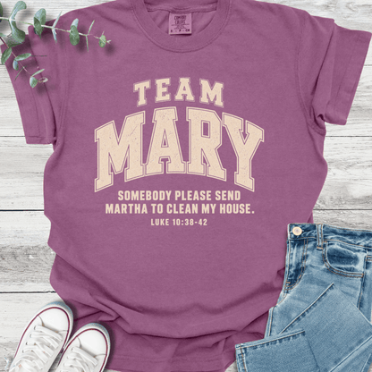 Team Mary T-Shirt - Christian graphic tee