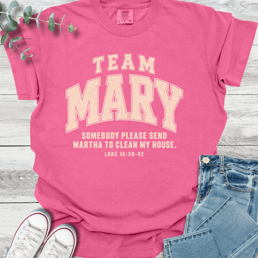 Team Mary T-Shirt - Christian graphic tee