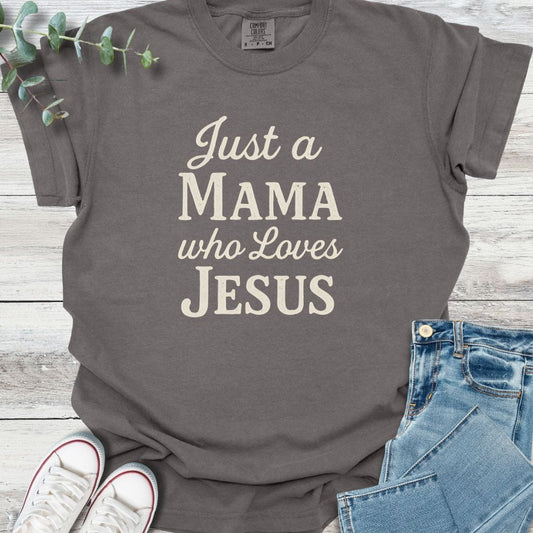 Mama Loves T-Shirt