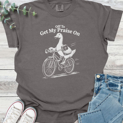 Praise Goose T-shirt in Pepper - Christian graphic tee